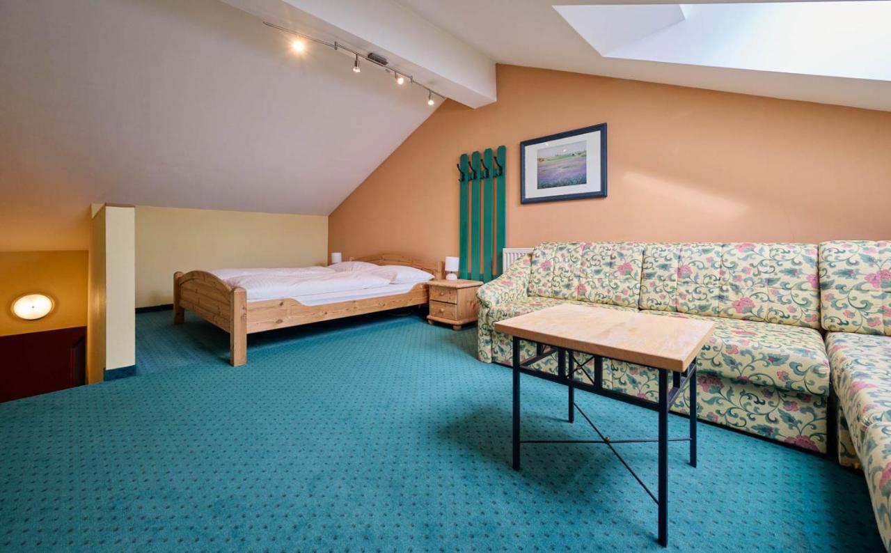 Heart Hotel Aurora Обертауэрн Экстерьер фото